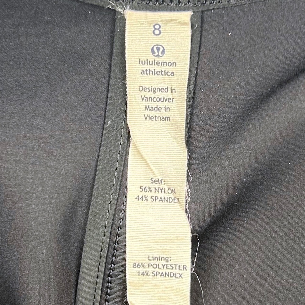 Lululemon Athletica Black Athletic Mini Skirt Size 8 Zipper Pocket Activewear - Picture 4 of 7